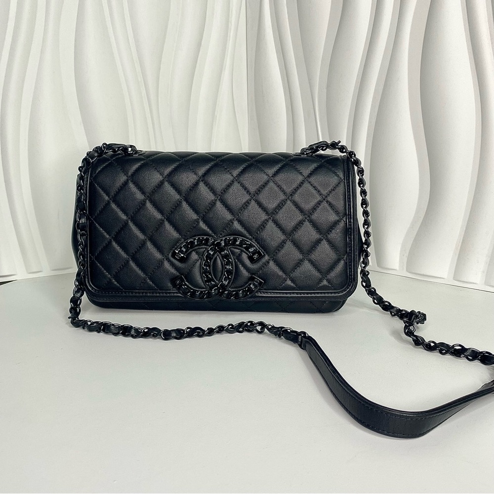 Chanel Seasonal Soblack Flap Chain Bag